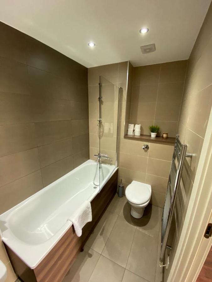 3 Bed Central *free Parking On Site* Apartamento Manchester